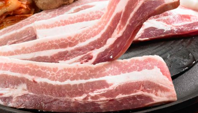 삼겹살 구이용 500g+500g 총1kg 수입돼지고기